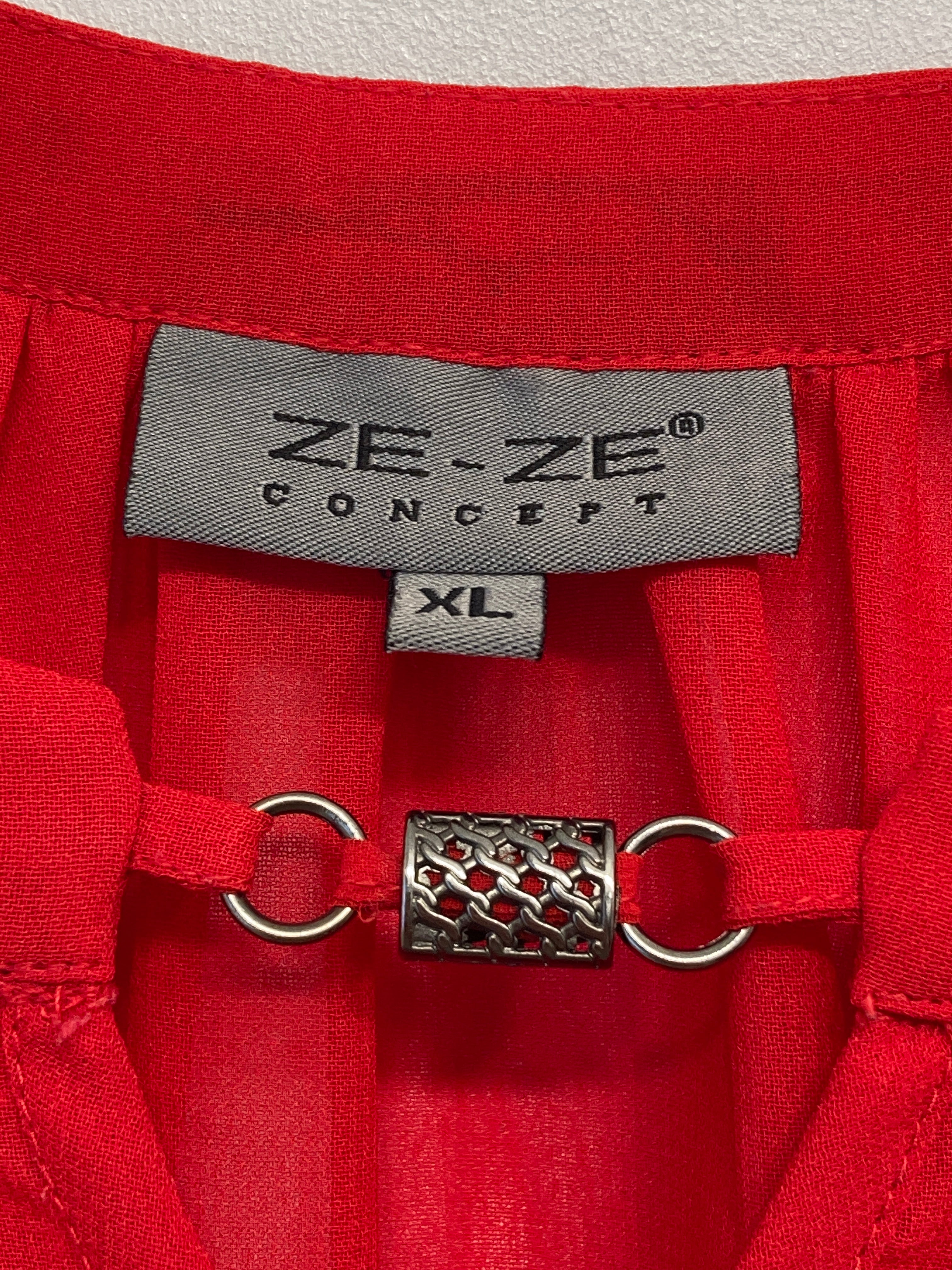 Ze-Ze Bluse